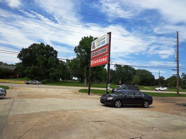 11868 Jefferson Hwy, Baton Rouge, LA 70816
